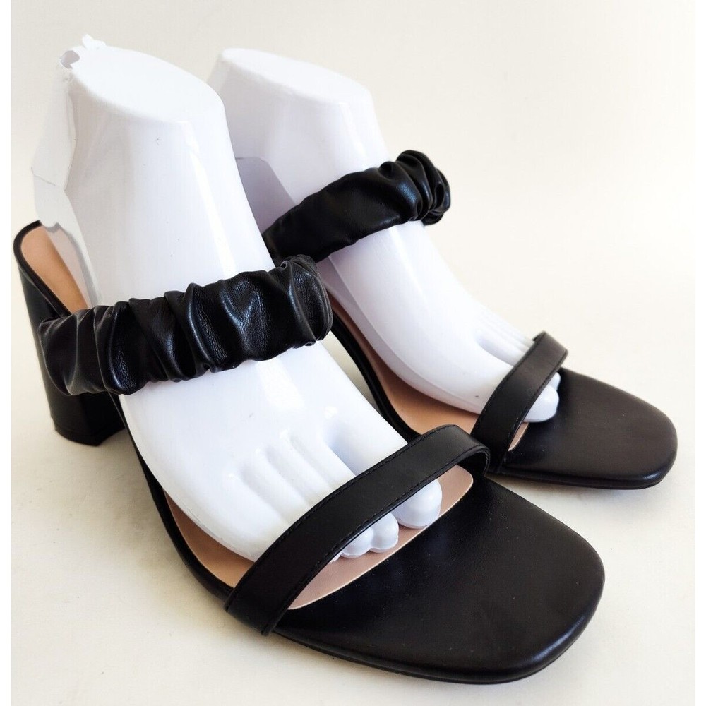 New Unisa Black Slip On Sandal Minimalist Vegan Faux Leather 3.5" Block Heel 11